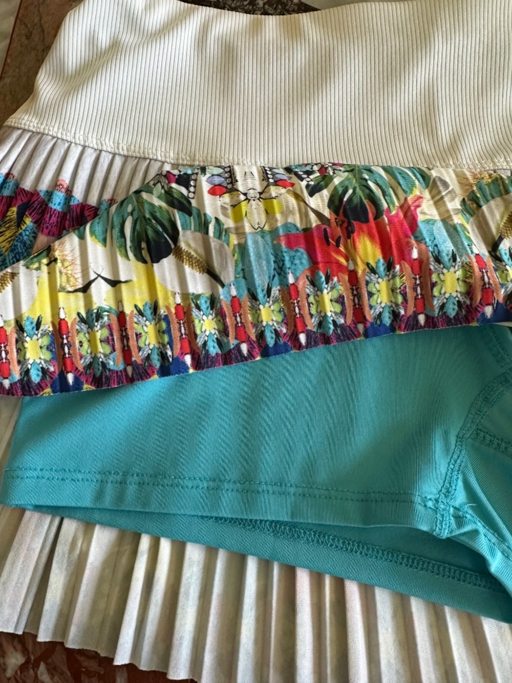 Lucky in Love Pleated Skort Sz M - Picture 4 of 4